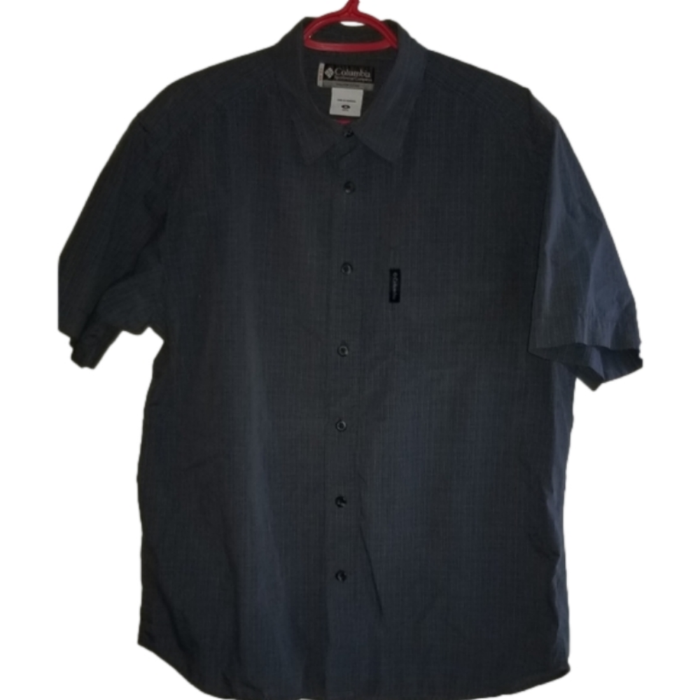 Columbia XCO Short Sleeve Button Up Size M
